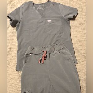 Figs Gray-Green Jogger Scrub Set